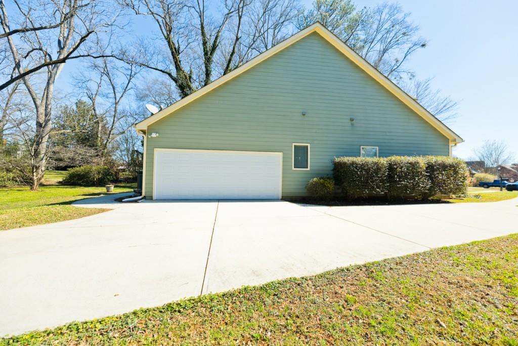 21 Weeping Willow Court