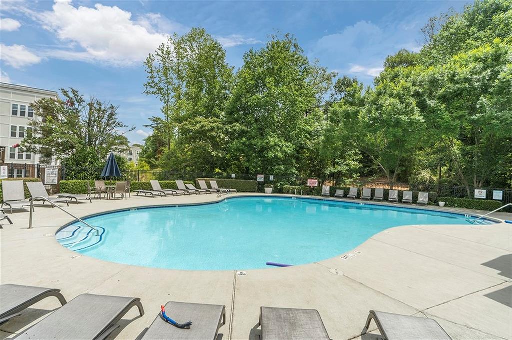 1392 Liberty Parkway NW