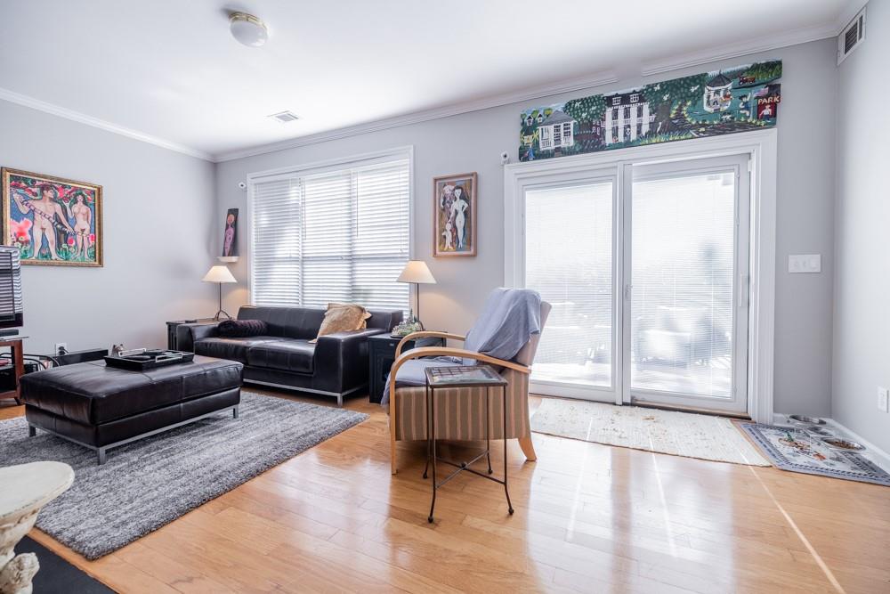 454 Kensington Parc Way