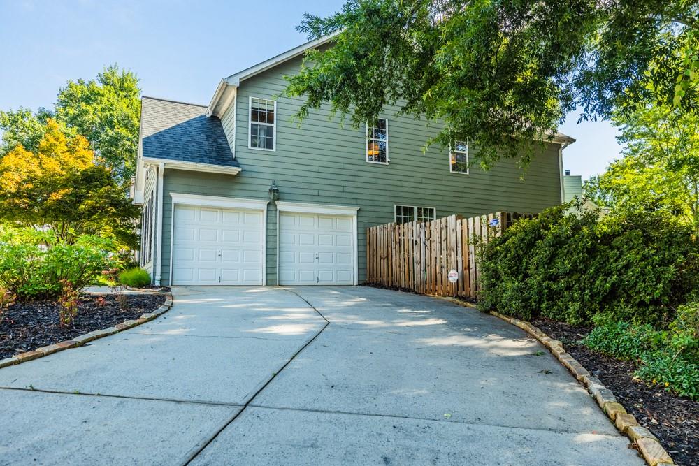 454 Kensington Parc Way