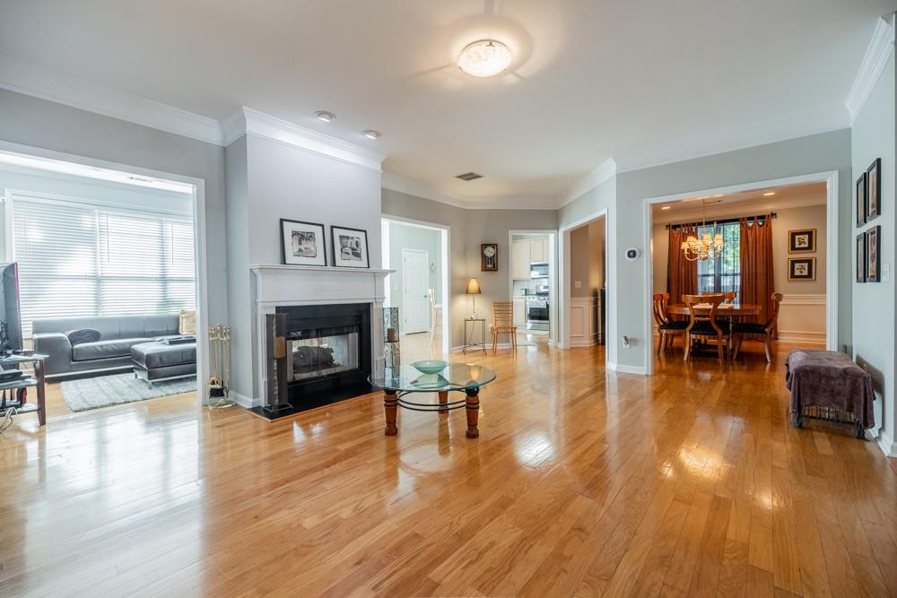 454 Kensington Parc Way