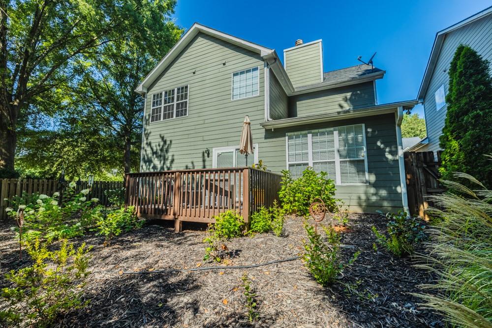 454 Kensington Parc Way