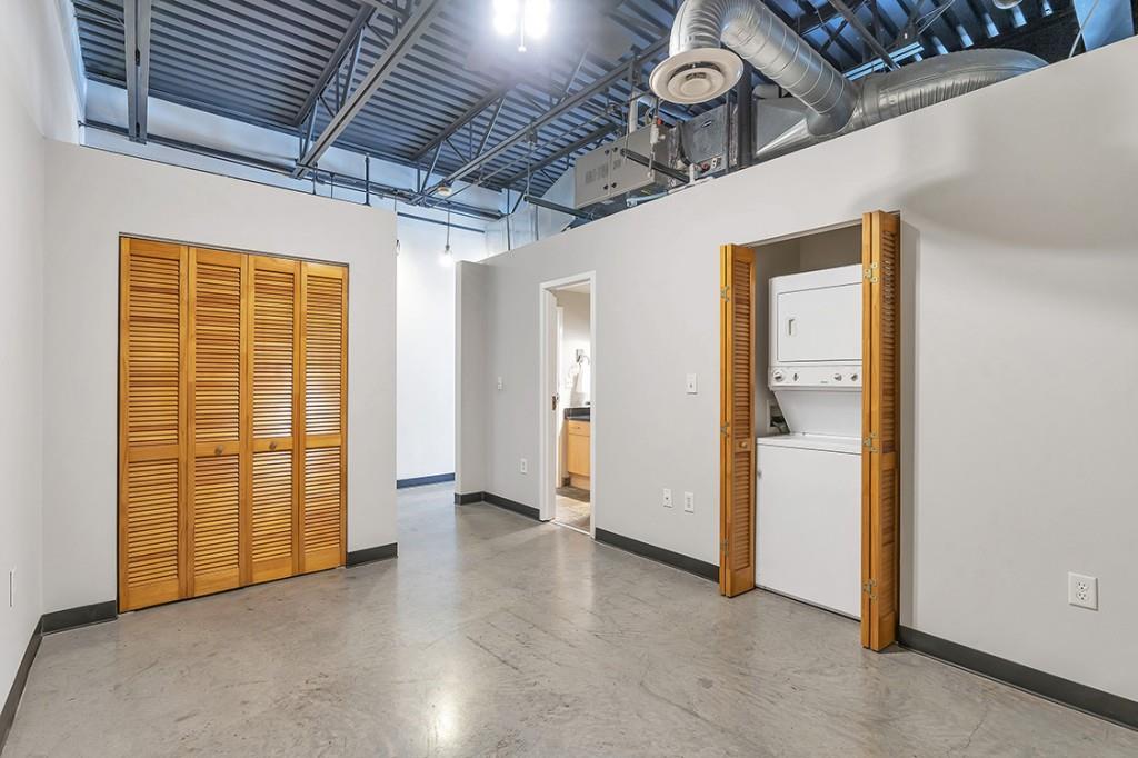 5200 Peachtree Road Unit 3305