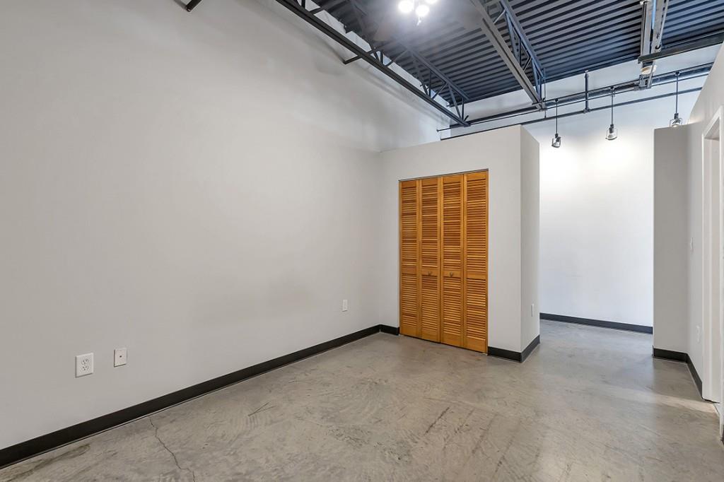 5200 Peachtree Road Unit 3305
