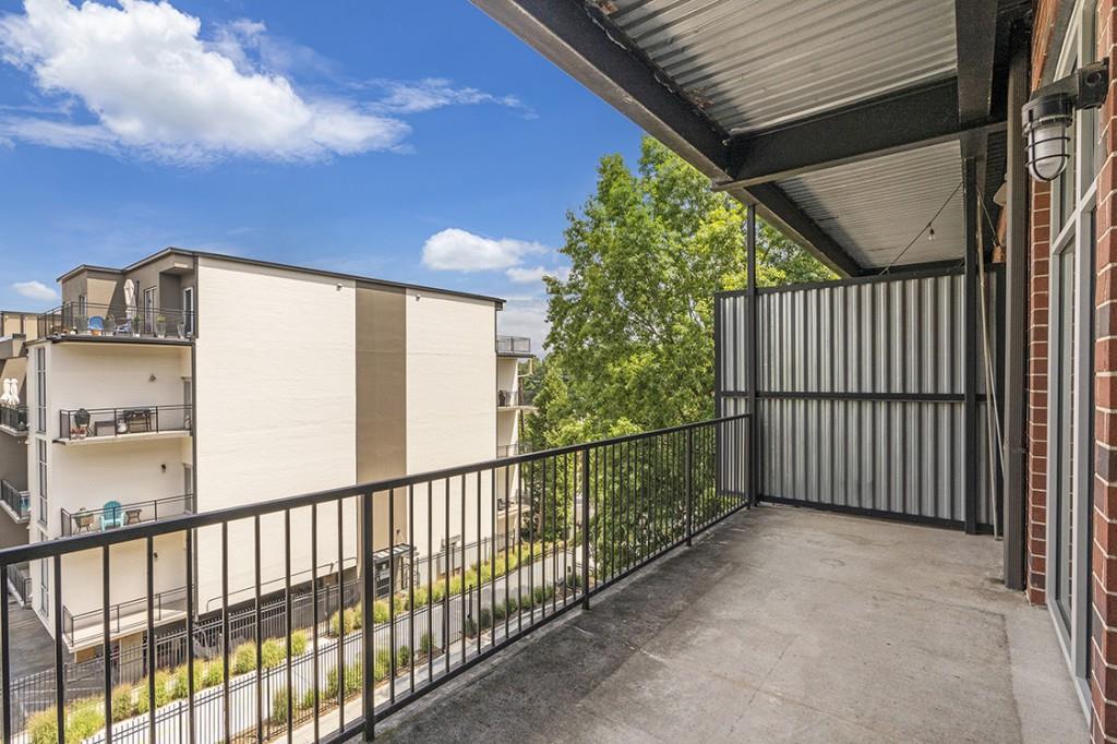 5200 Peachtree Road Unit 3305