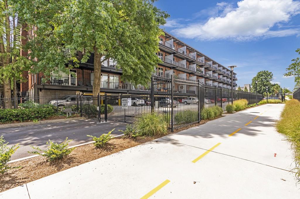 5200 Peachtree Road Unit 3305
