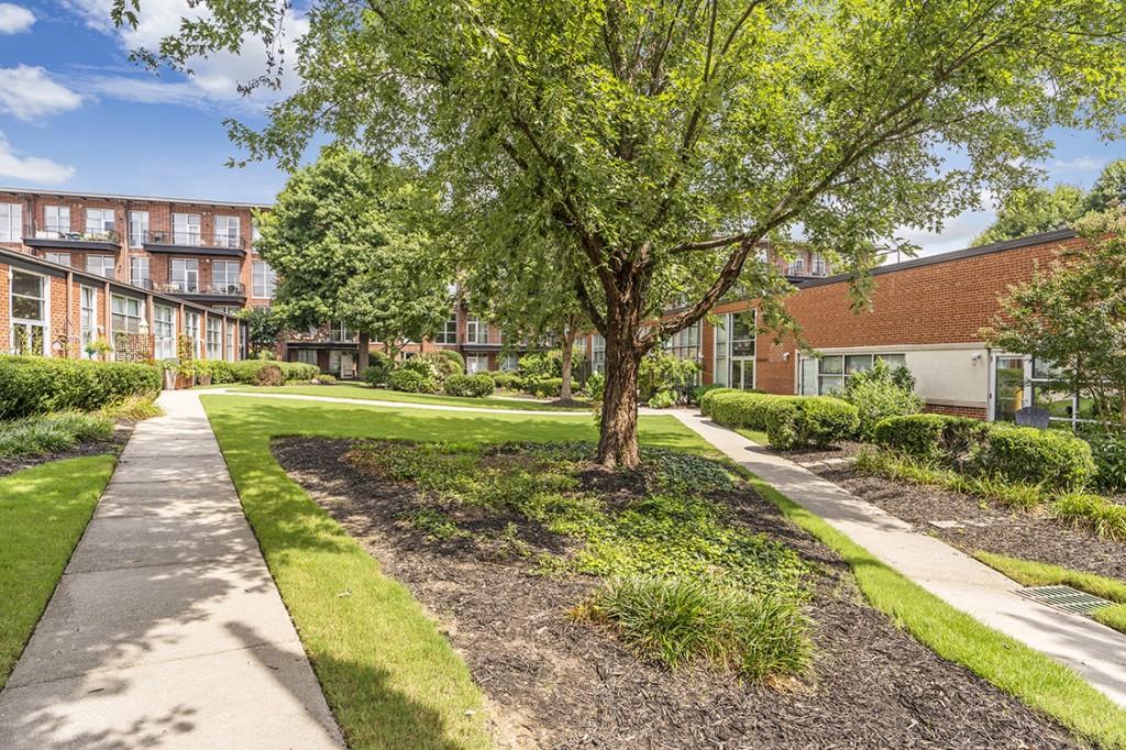 5200 Peachtree Road Unit 3305