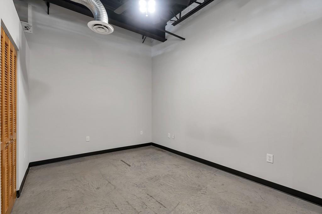 5200 Peachtree Road Unit 3305