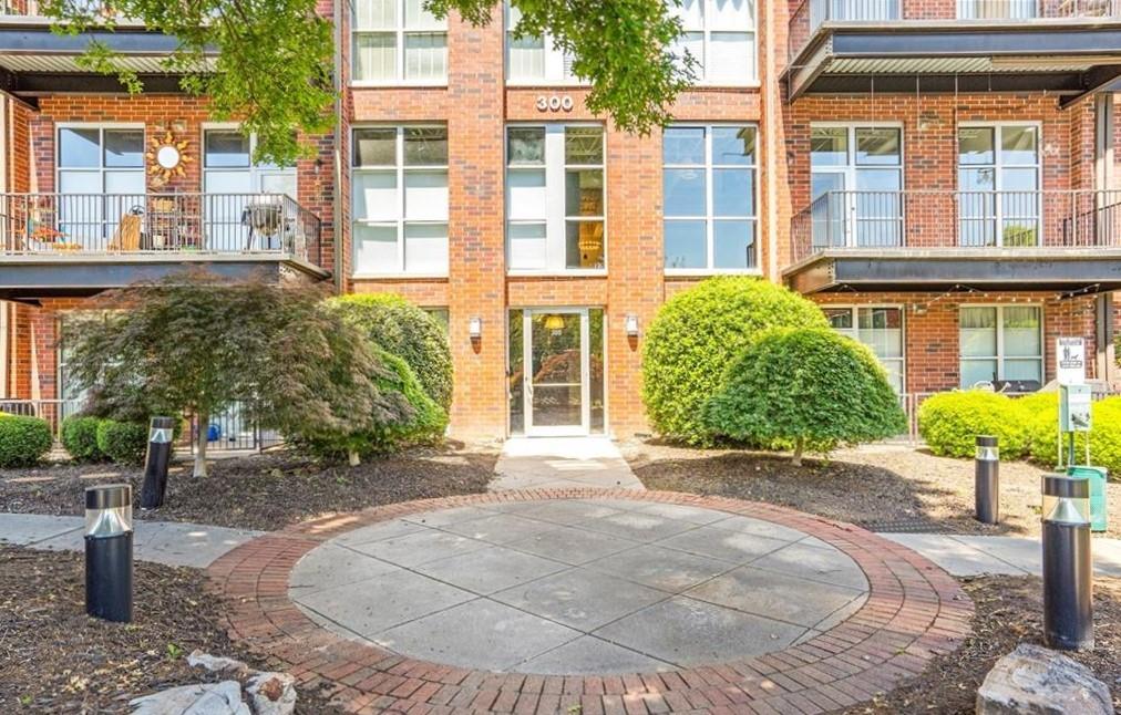 5200 Peachtree Road Unit 3305