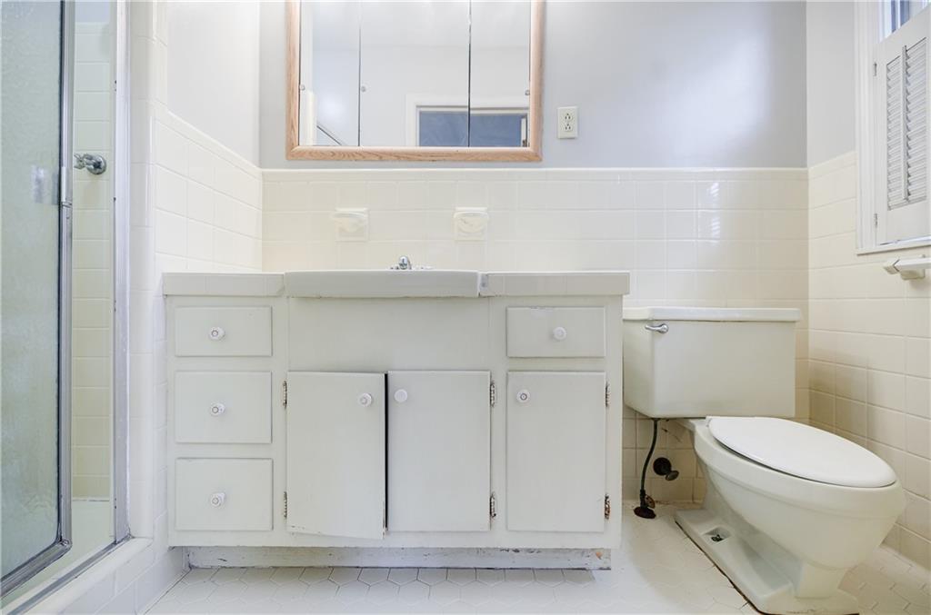 680 Edgewater Trail