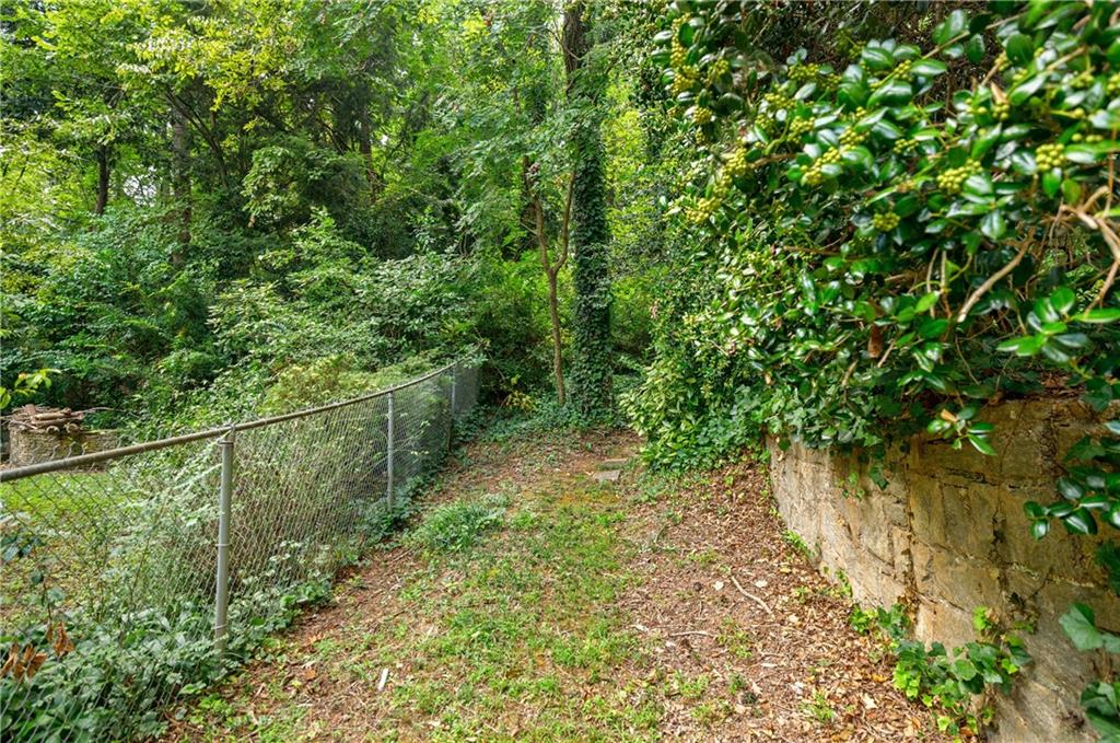 680 Edgewater Trail