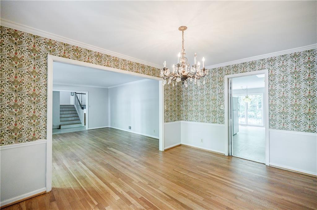 680 Edgewater Trail