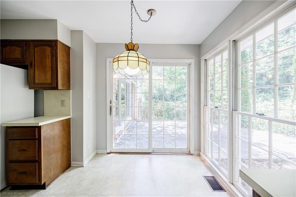 680 Edgewater Trail