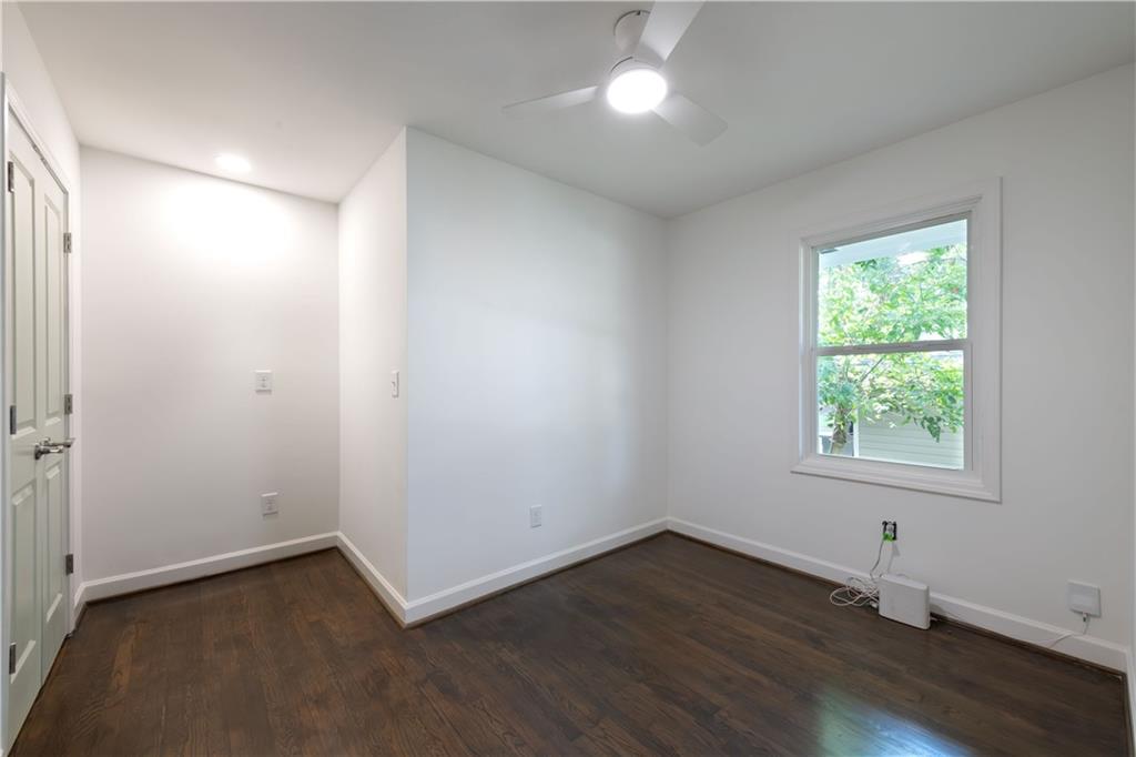 1902 S Columbia Place