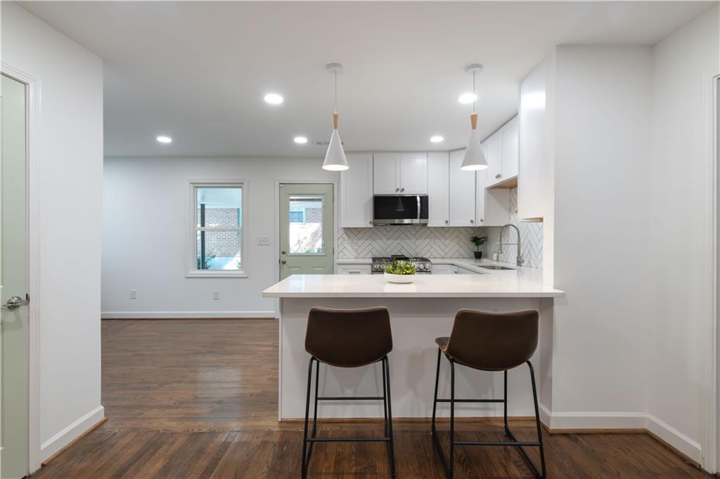 1902 S Columbia Place