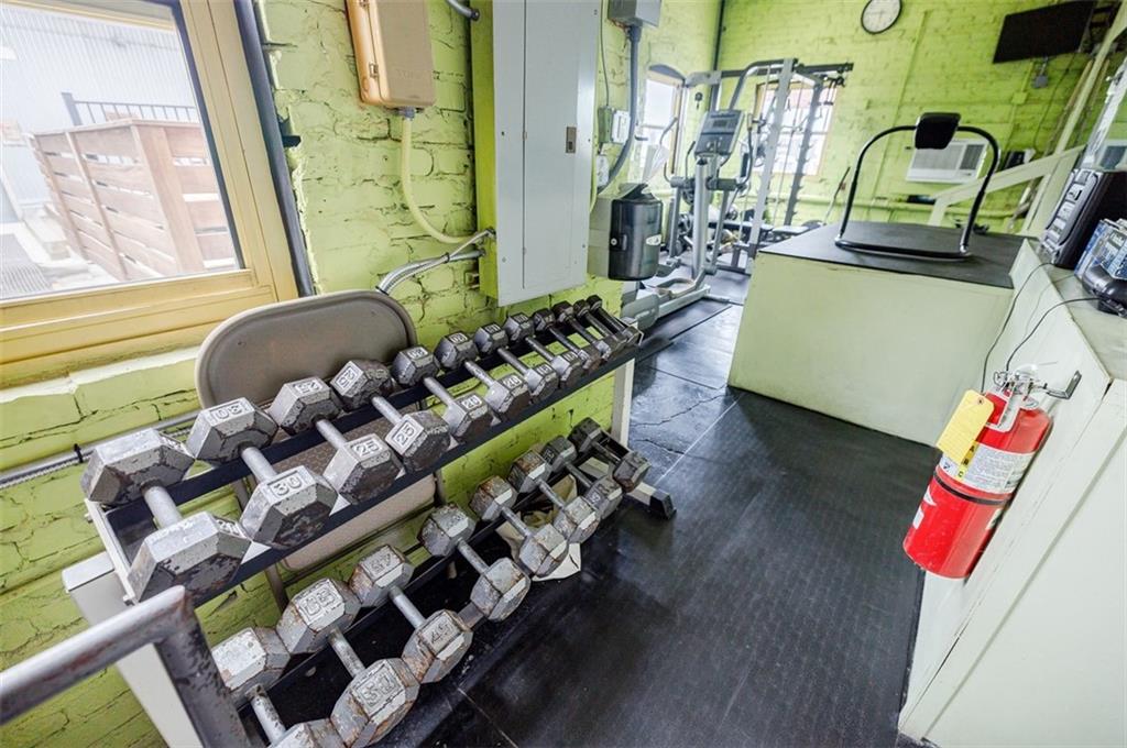 87 Peachtree Street SW Unit 609
