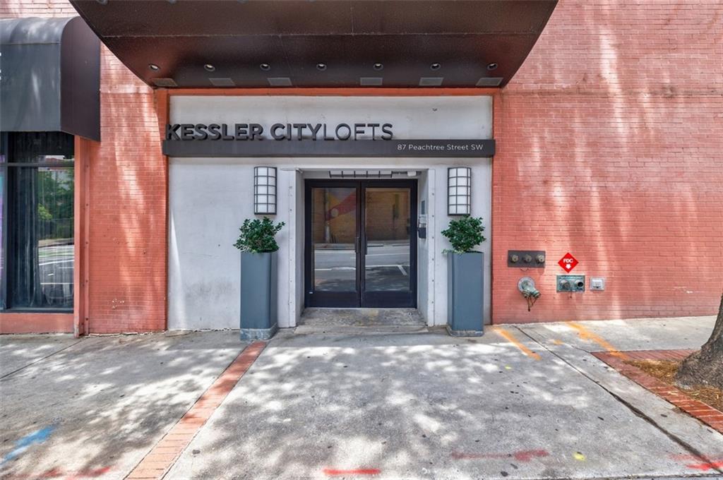 87 Peachtree Street SW Unit 609