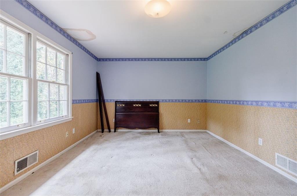 6364 QUEEN VIEW Lane