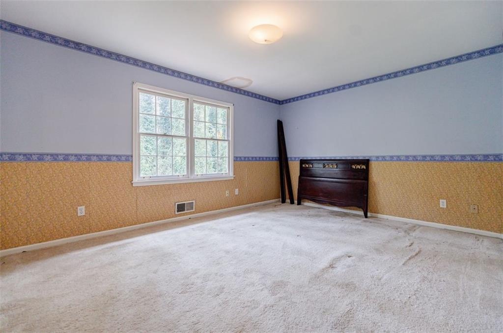 6364 QUEEN VIEW Lane