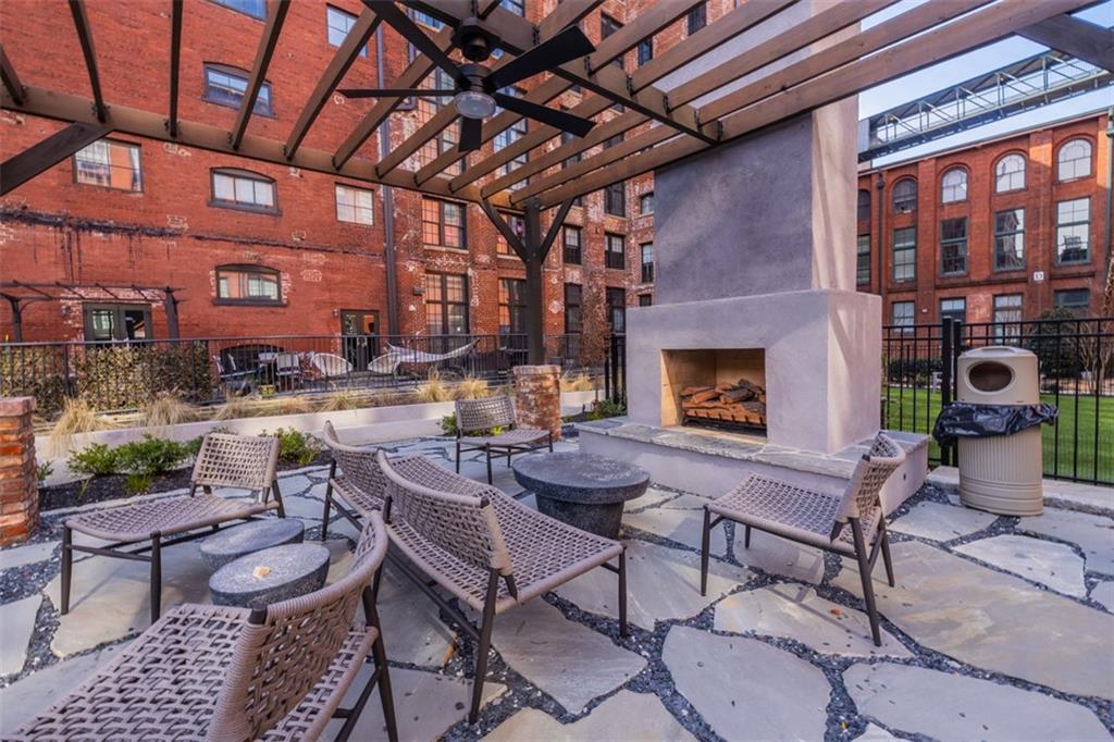 170 BOULEVARD SE Unit 217E