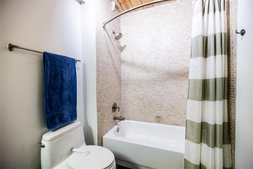 170 BOULEVARD SE Unit 217E