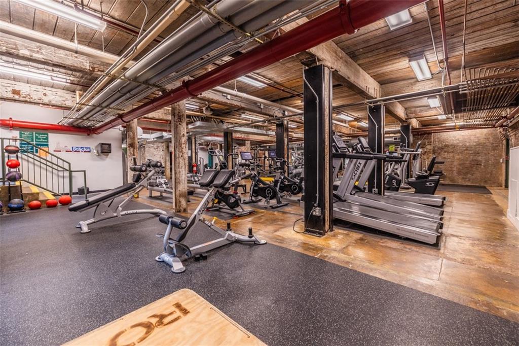 170 BOULEVARD SE Unit 217E