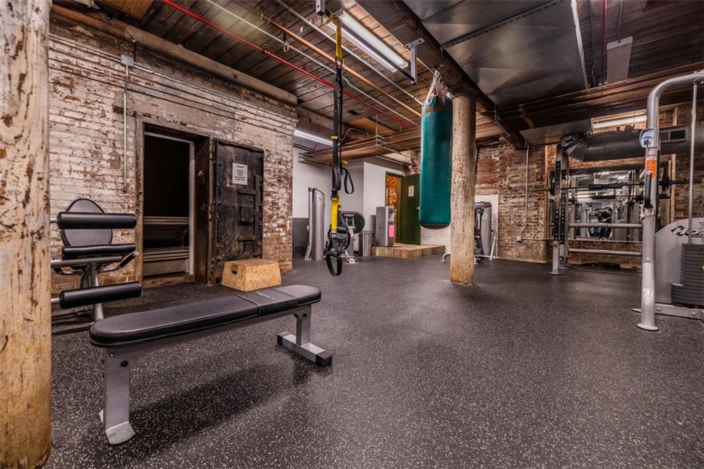 170 BOULEVARD SE Unit 217E