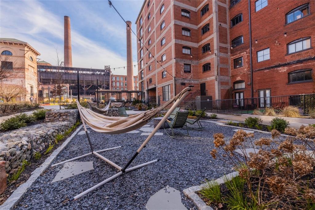 170 BOULEVARD SE Unit 217E