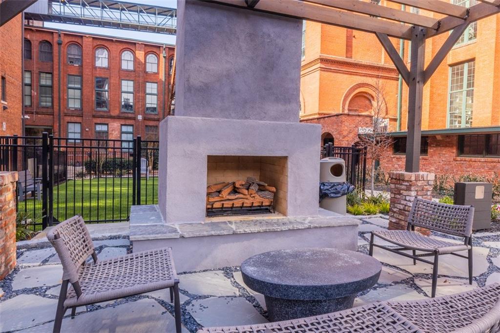 170 BOULEVARD SE Unit 217E