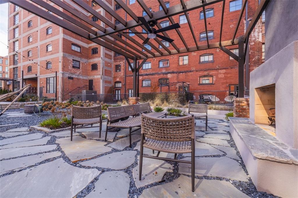 170 BOULEVARD SE Unit 217E