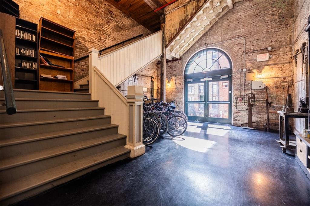 170 BOULEVARD SE Unit 217E
