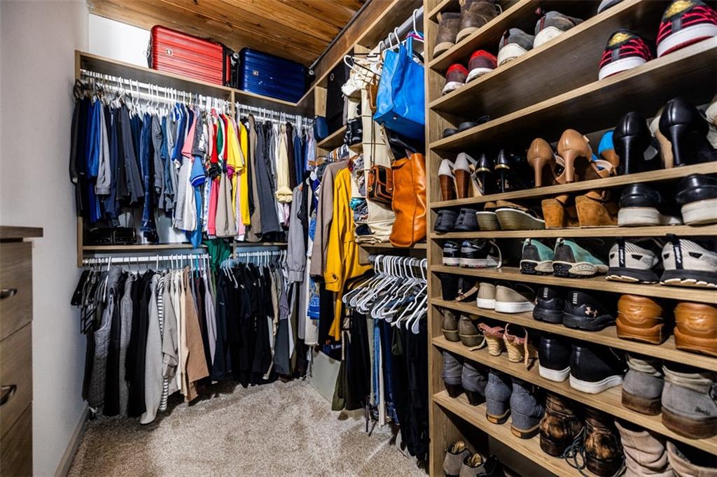 170 BOULEVARD SE Unit 217E