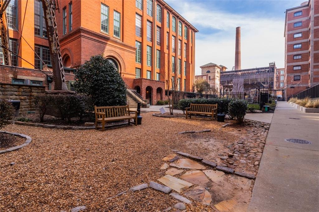 170 BOULEVARD SE Unit 217E