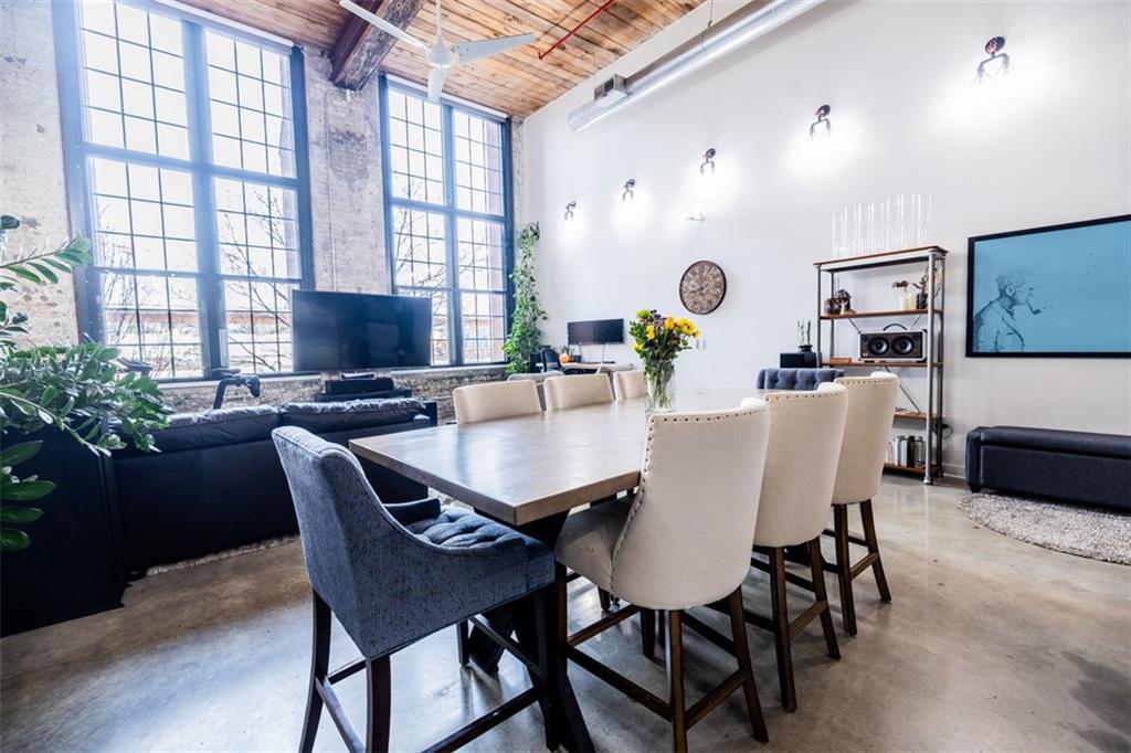 170 BOULEVARD SE Unit 217E