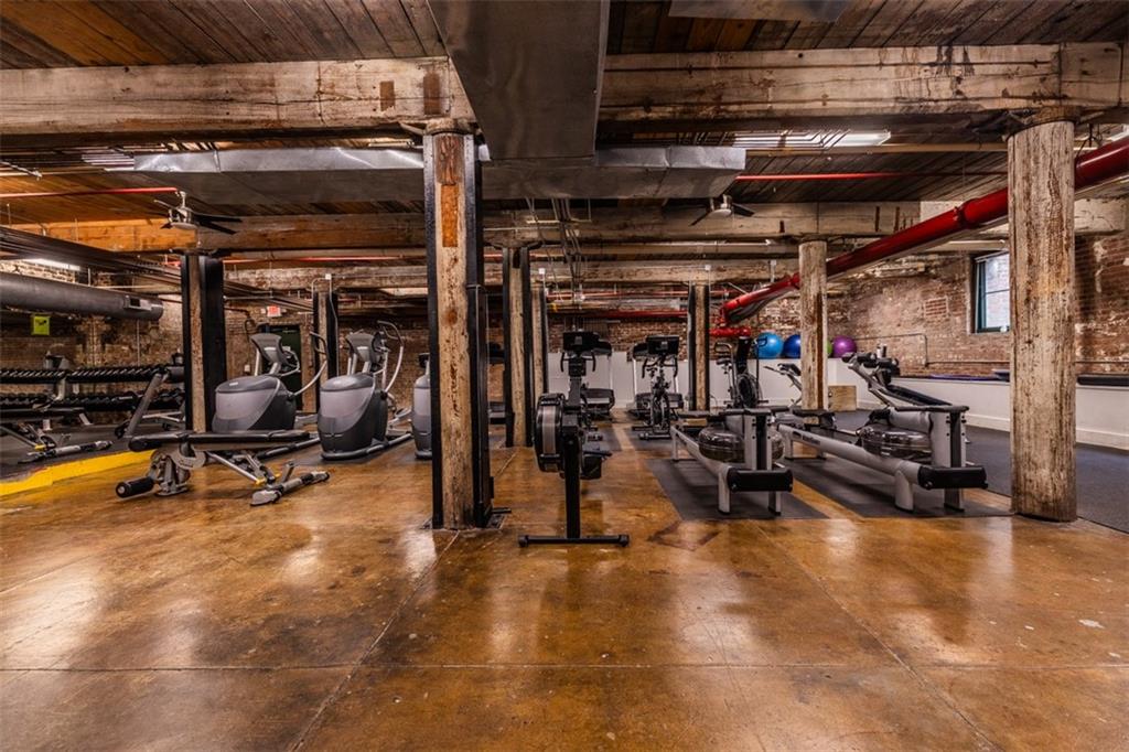 170 BOULEVARD SE Unit 217E