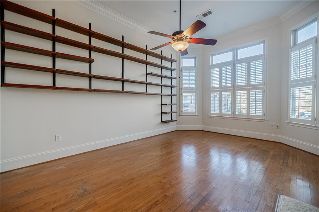 825 Highland Lane NE Unit 1302