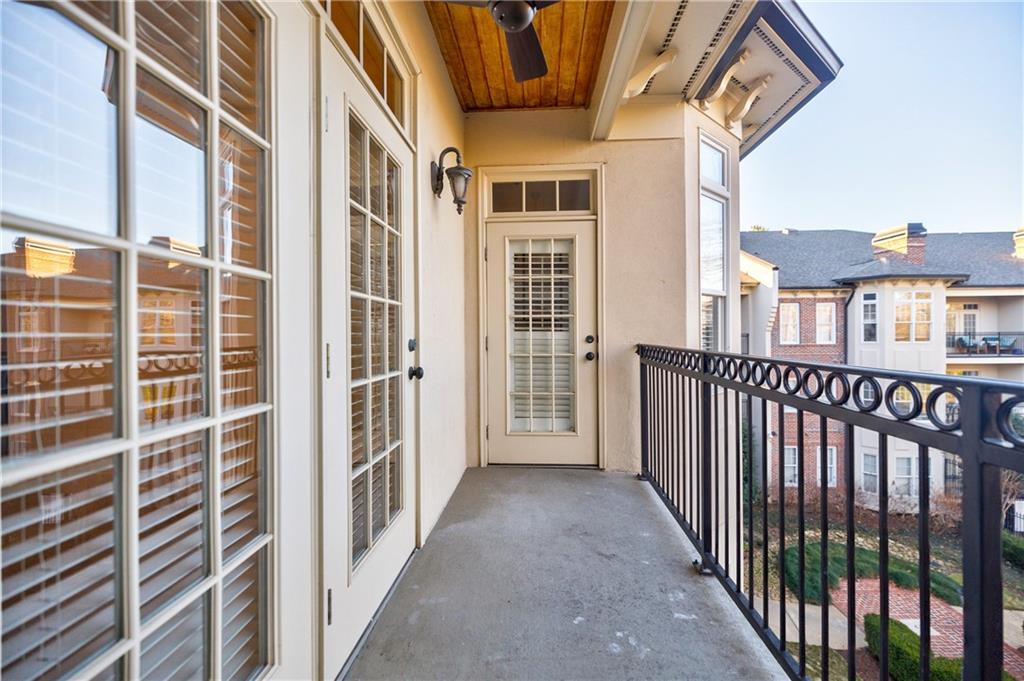 825 Highland Lane NE Unit 1302