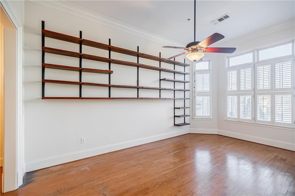 825 Highland Lane NE Unit 1302