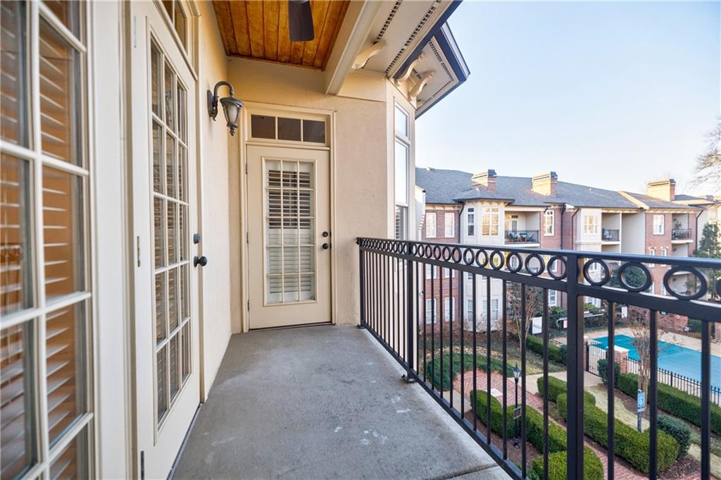 825 Highland Lane NE Unit 1302