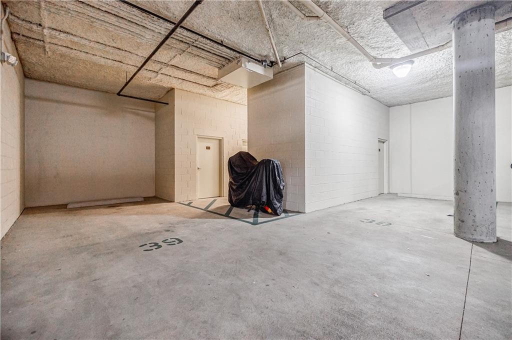 825 Highland Lane NE Unit 1302