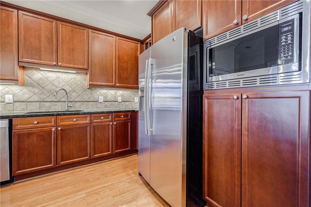 825 Highland Lane NE Unit 1302
