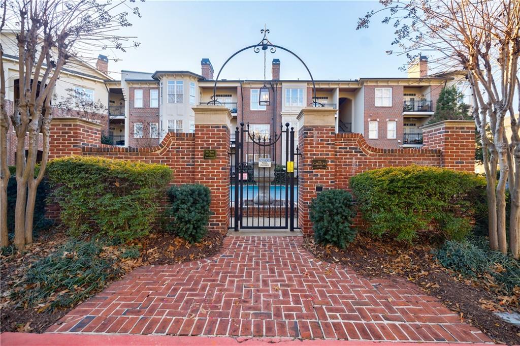 825 Highland Lane NE Unit 1302
