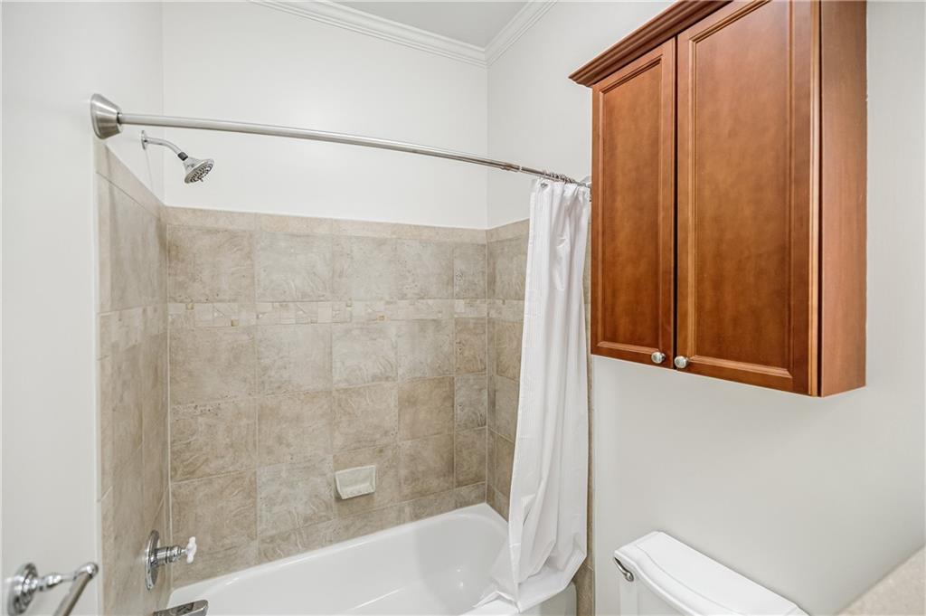 825 Highland Lane NE Unit 1302