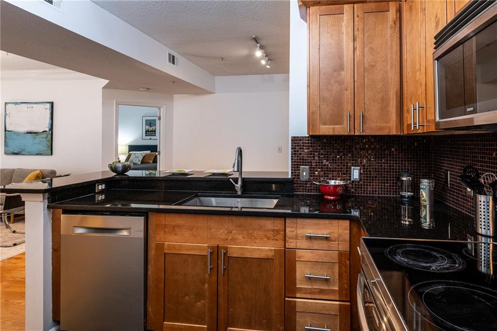 955 Juniper Street NE Unit 4229
