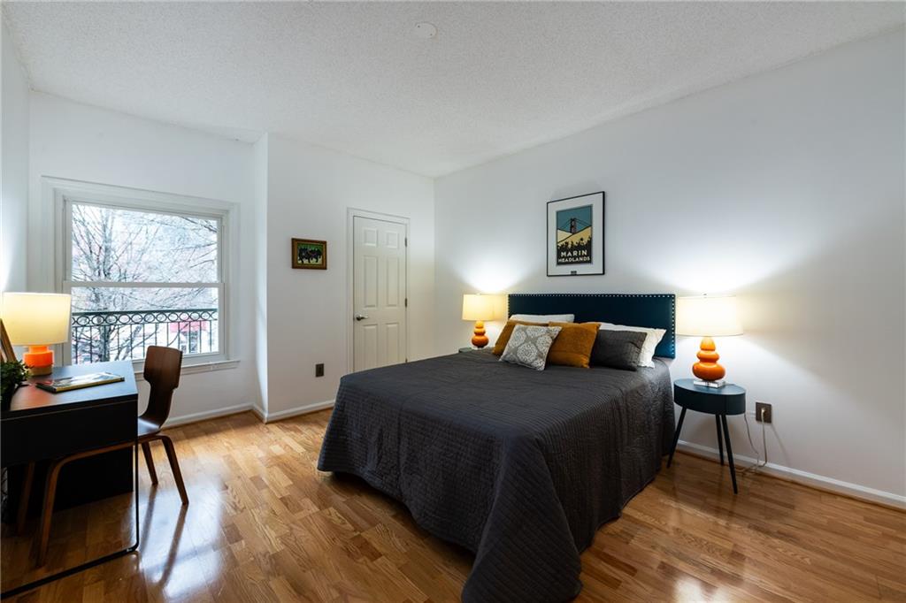 955 Juniper Street NE Unit 4229