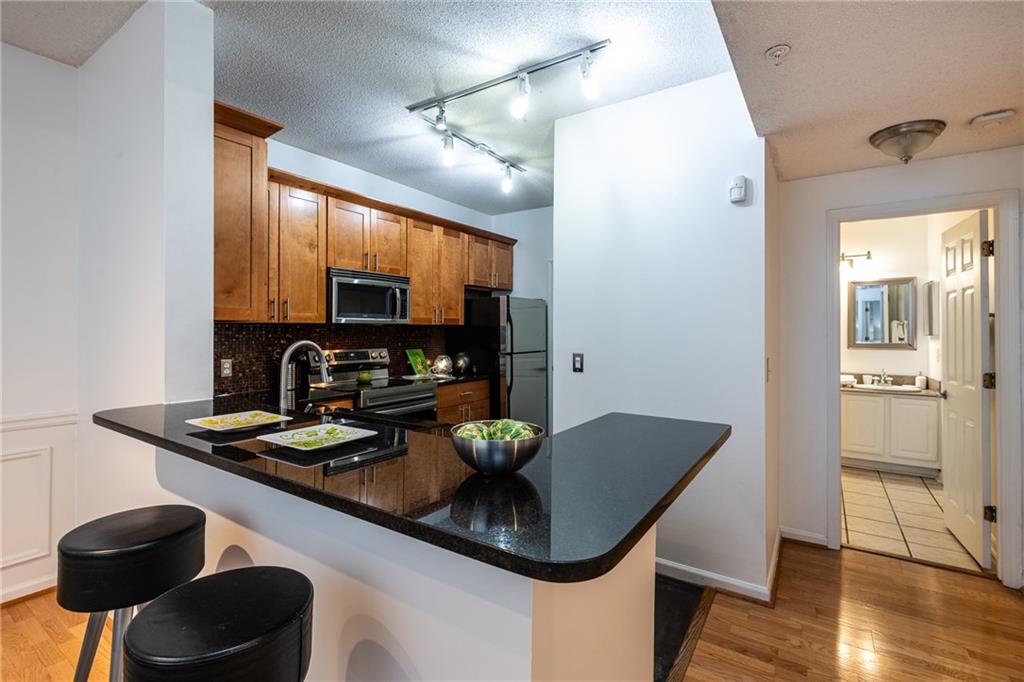 955 Juniper Street NE Unit 4229