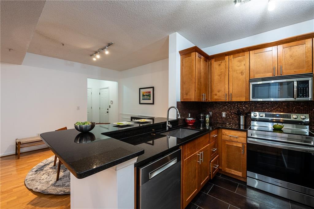 955 Juniper Street NE Unit 4229