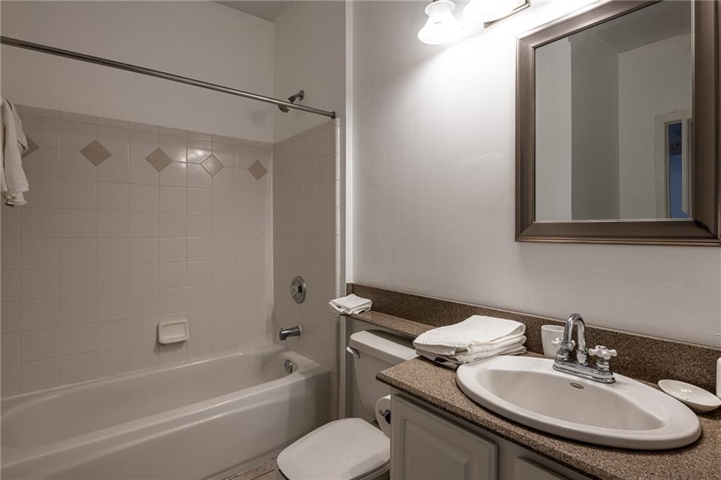 955 Juniper Street NE Unit 4229