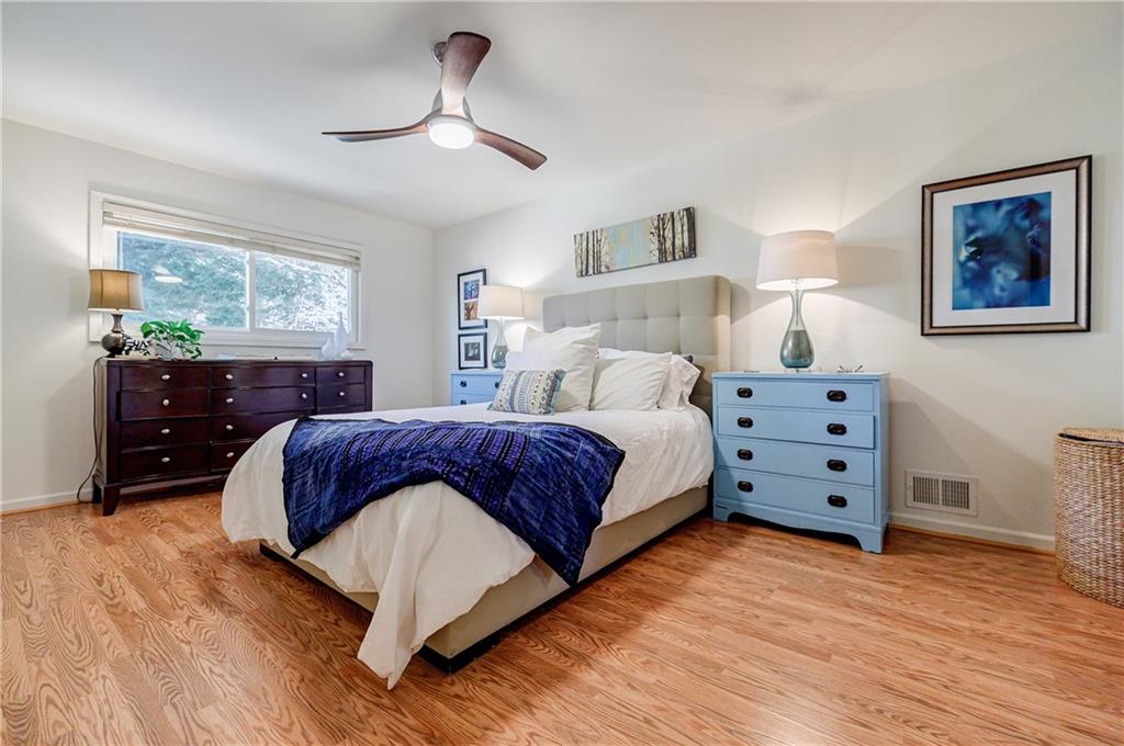 4183 Oak Crest Drive