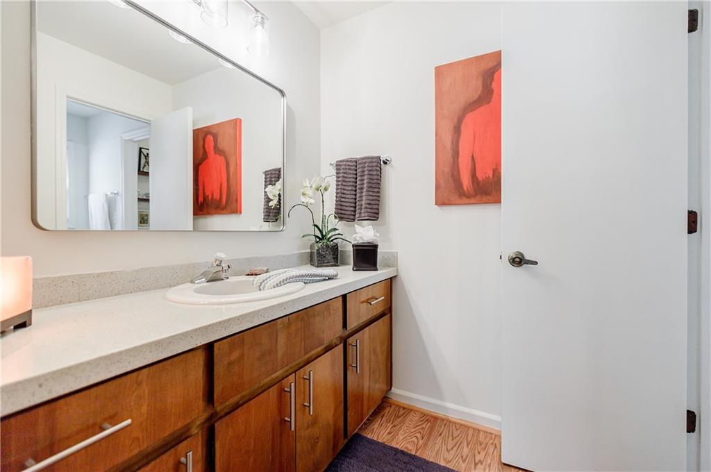 4183 Oak Crest Drive